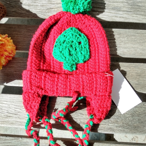 New. Child's Christmas hat. - Picture 1 of 1